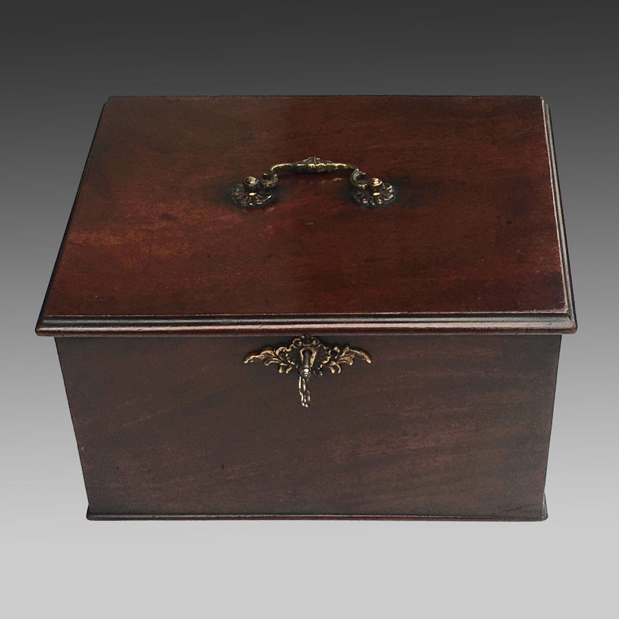 Antique Boxes, trunks, cases & caddies