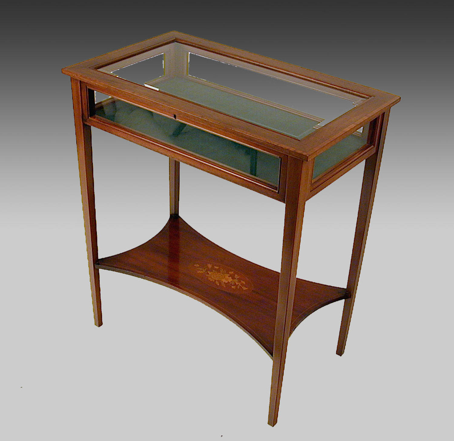 Edwardian, Sheraton style, mahogany display table
