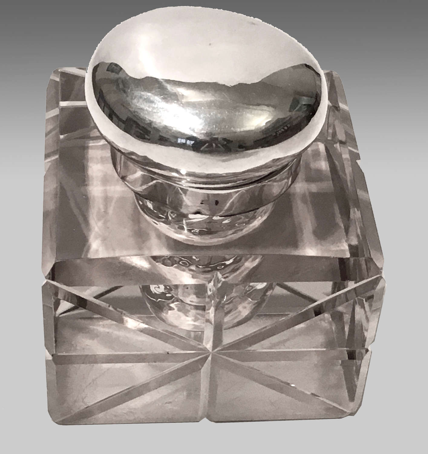 Victorian silver-mounted glass inkwell,