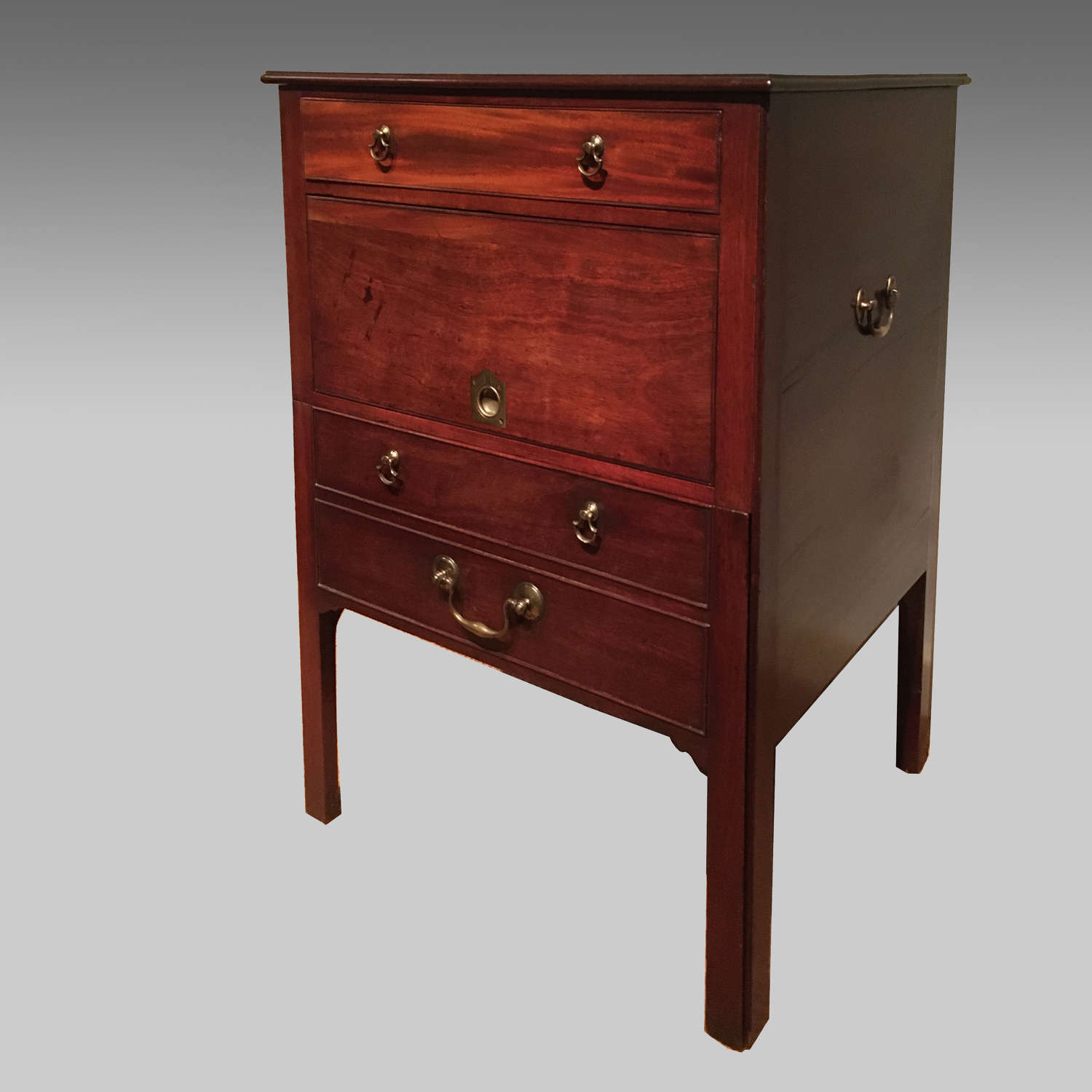 George 111 mahogany bedside cabinet