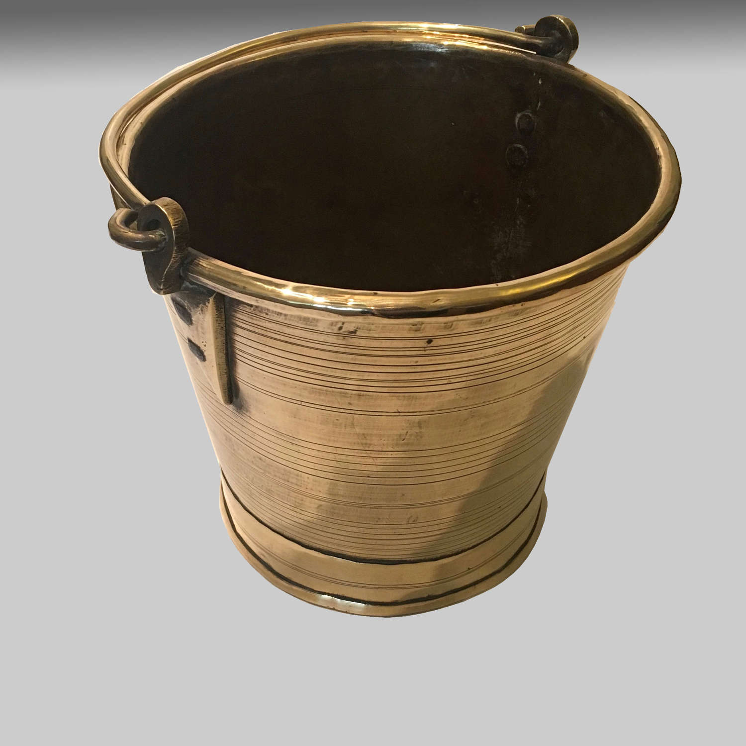 19th century Anglo-Indian brass campaign bucket