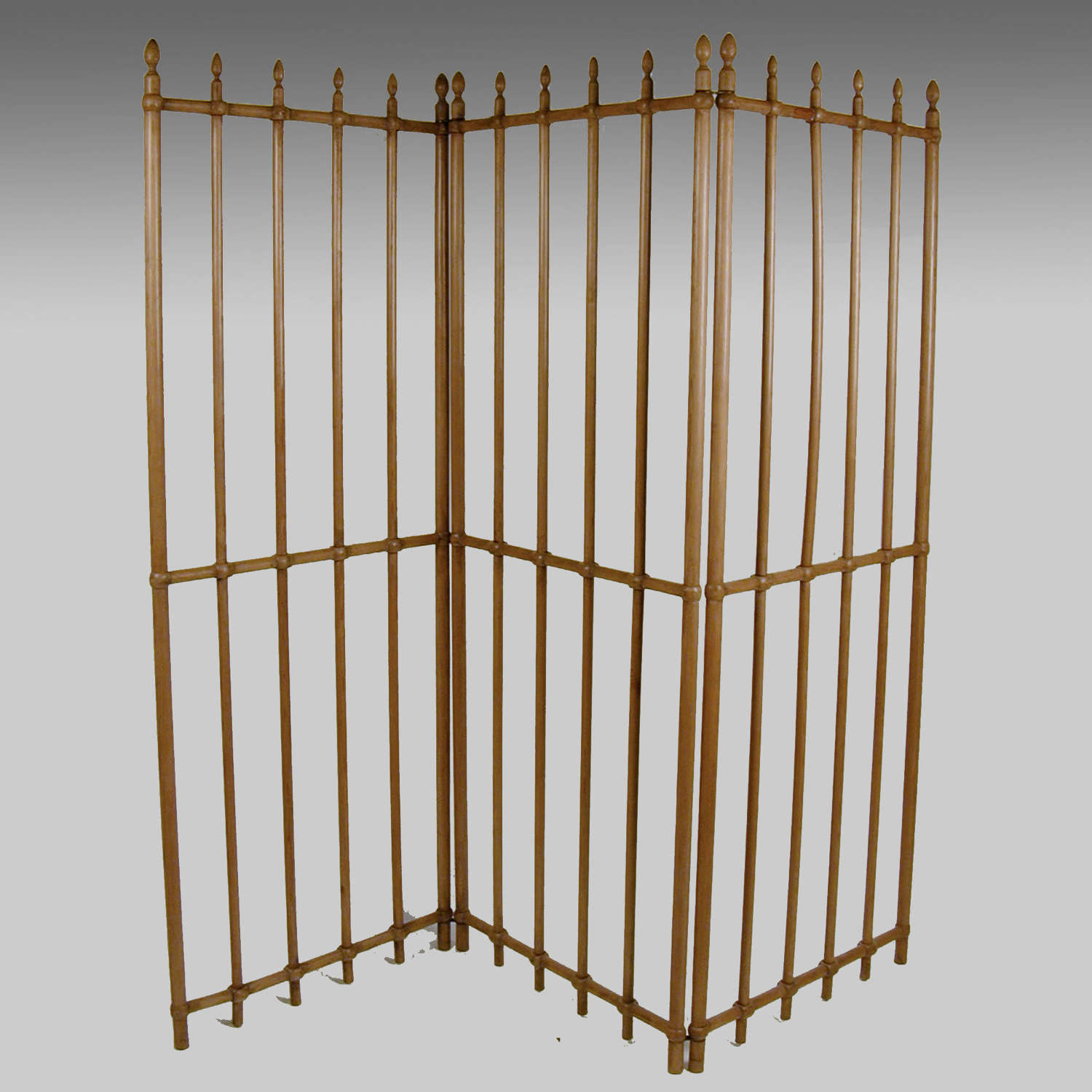 Anglo-French 19th century polished pine screen