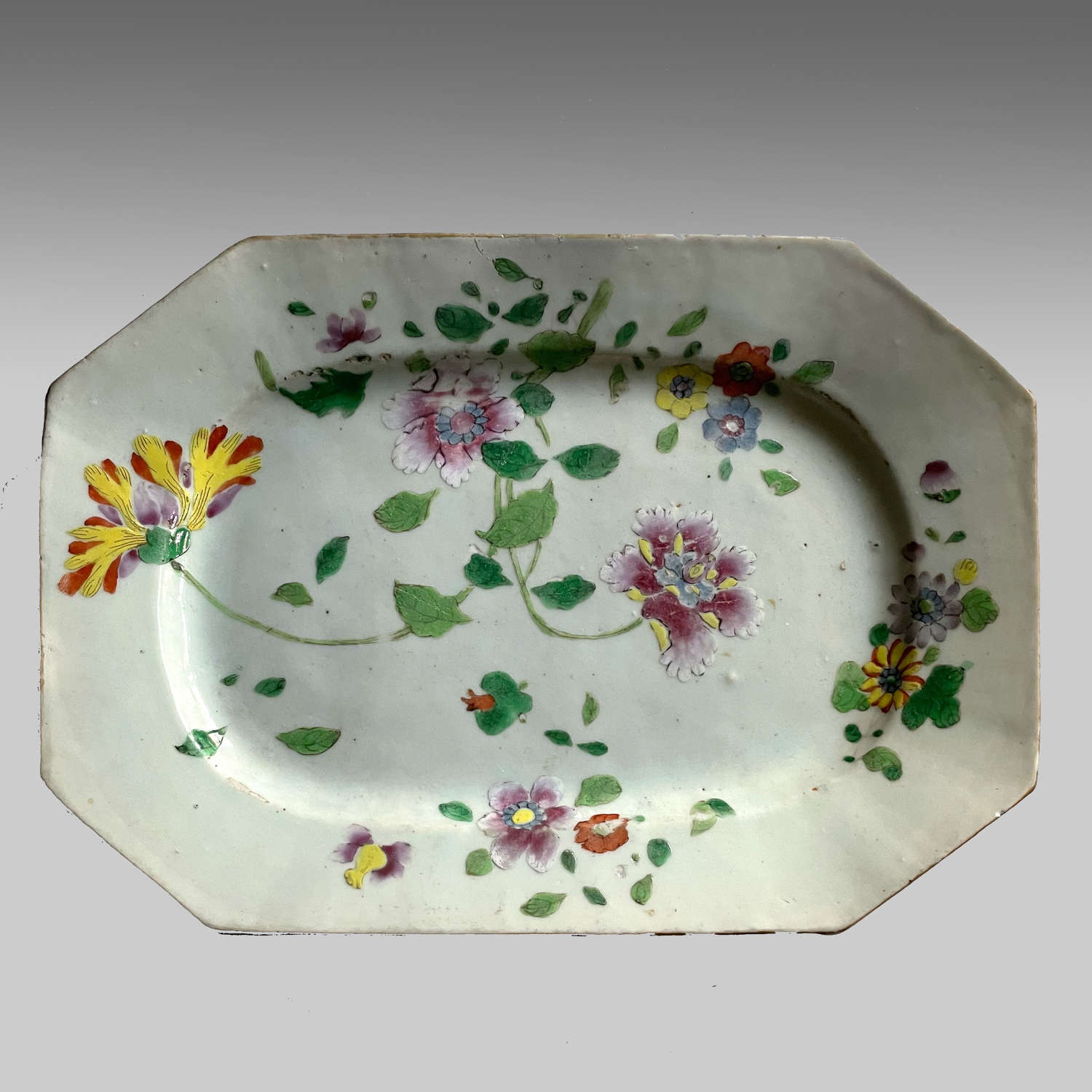 Chinese Export Famille Rose porcelain dish