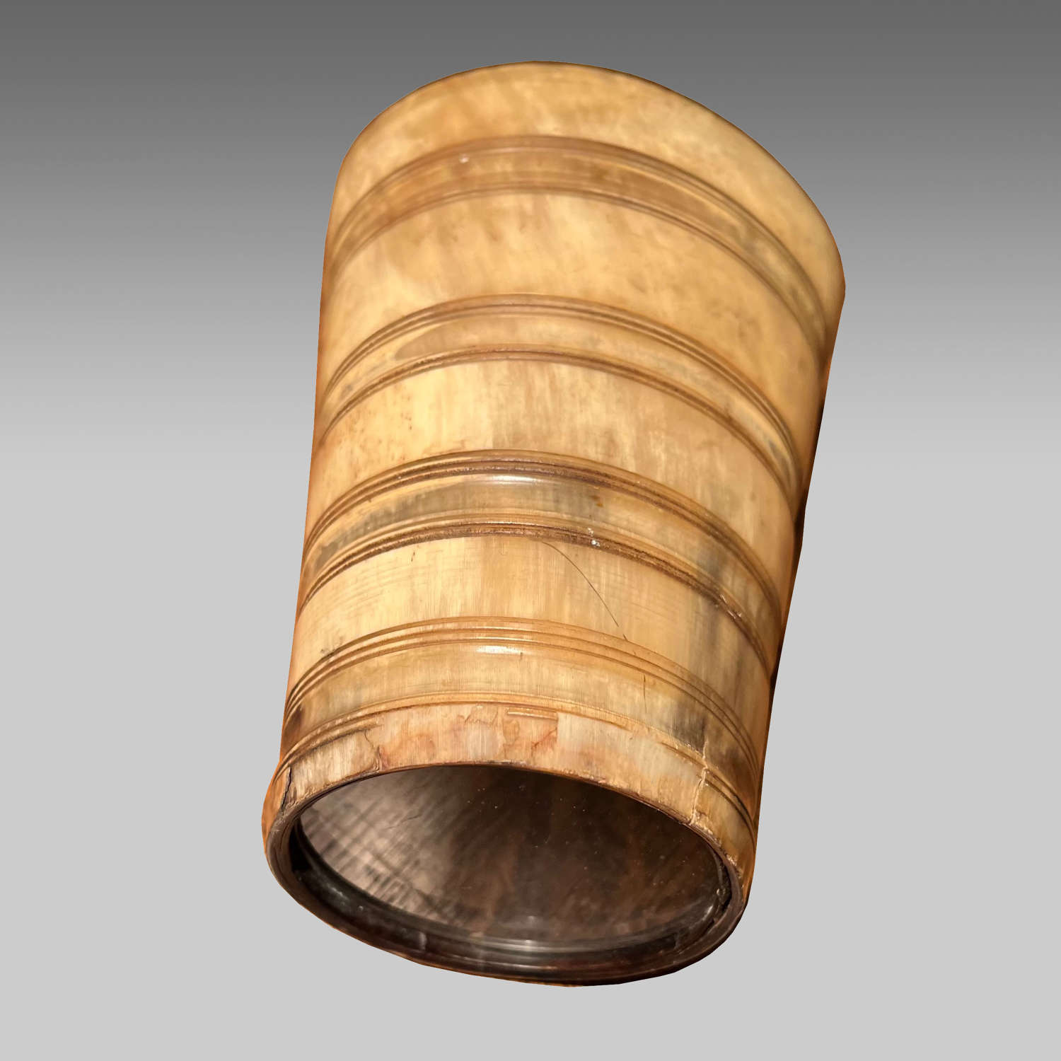 Georgian horn beaker